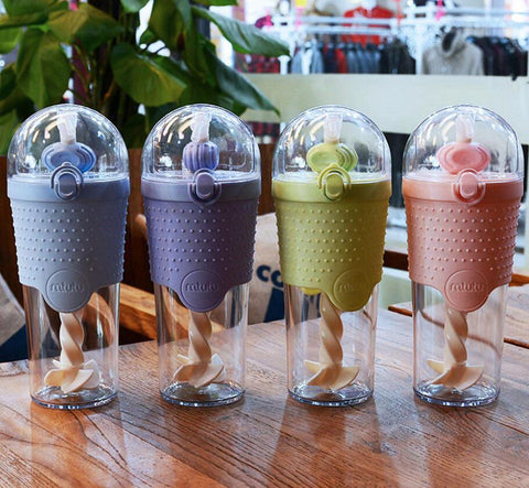 Shaker with Straw - surfies